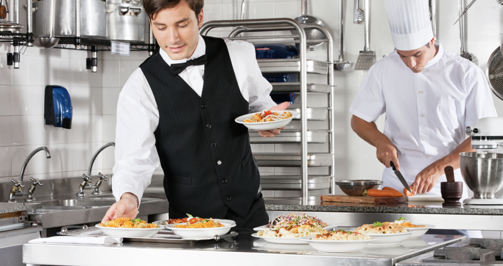 RESTAURANTES RECONOCIDOS Y POPULARES REQUIEREN PERSONAL|